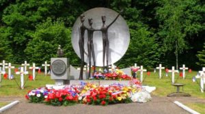 Cérémonie d'hommage aux soldats soviétiques morts en Lorraine @ stèle soviétique de Valleroy